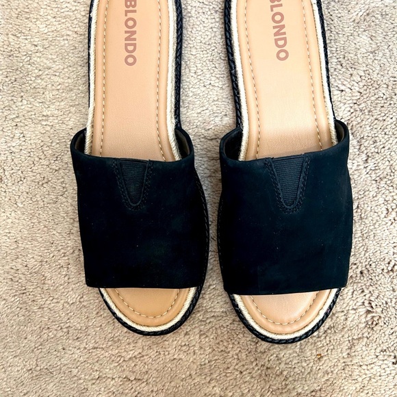 Blondo Emilia Slide Sandals |Nubuck Waterproof Size 11M - Picture 4 of 4